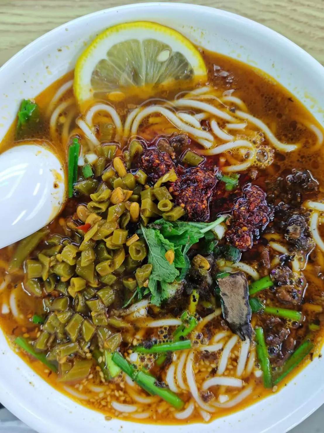 碗里的食物 AI 生成的内容可能不正确。